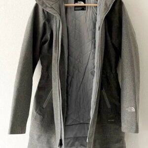 The North Face DryVent Women's Jacket Size Small